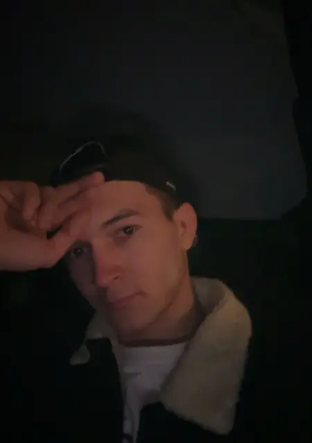 Я Azik, 21, из Ярославля, ищу знакомство для совместных путешествий