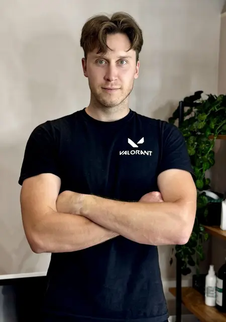 Иван из Якутска, ищу на сайте знакомства на одну ночь