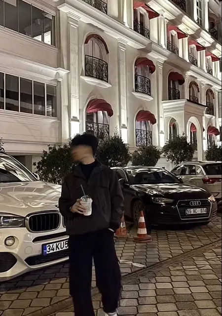 Я Юрий, 18, из Арзамаса, ищу знакомство для общения