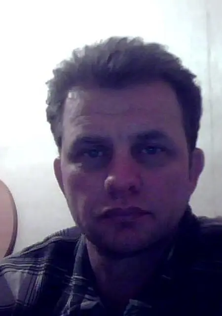 Я Валентин, 52, знакомлюсь на одну ночь в Перми