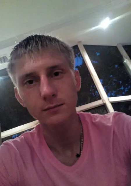 Иван из Геленджика, мне 35, познакомлюсь на одну ночь