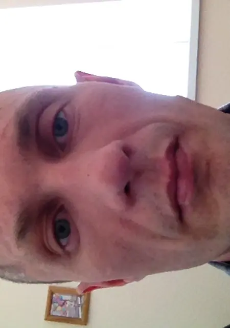 Игорь из Усинска, мне 45, познакомлюсь для вирта