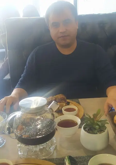 Я Ulugbek Azimov, 42, из Орла, ищу знакомства без обязательств