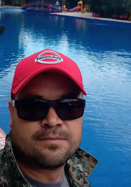 Я Виктор, 38, знакомлюсь для приятного времяпровождения в Камышине