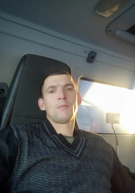 Василий из Томска, ищу на сайте знакомства без обязательств