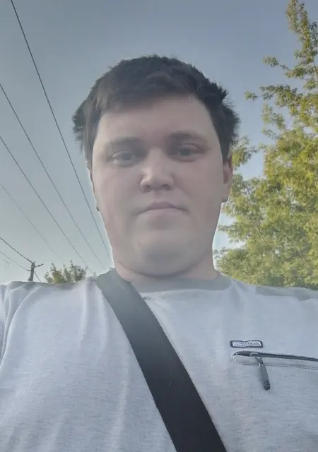 Я Серега, 32, из Новокузнецка, ищу знакомство для постоянных отношений