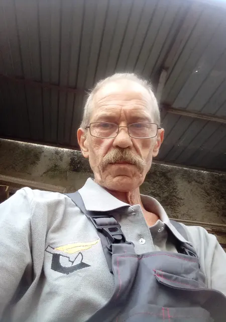 Я Геннадий, 62, из Таганрога, ищу знакомства на одну ночь