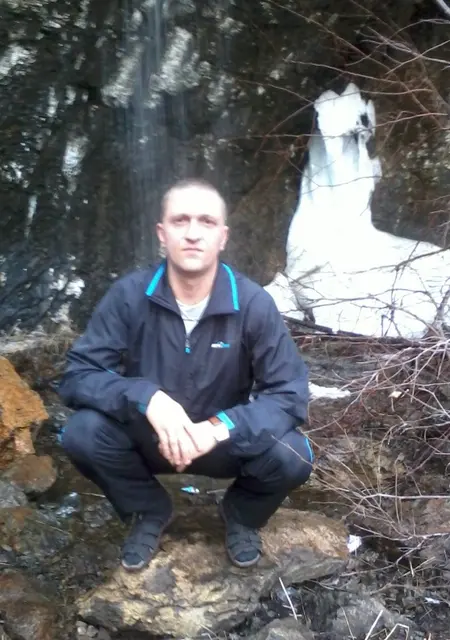 Я Михаил, 37, знакомлюсь без обязательств в Озерске