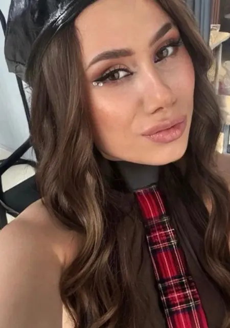 Я Алина, 20, из Санкт-Петербурга, ищу знакомство для приятного времяпровождения