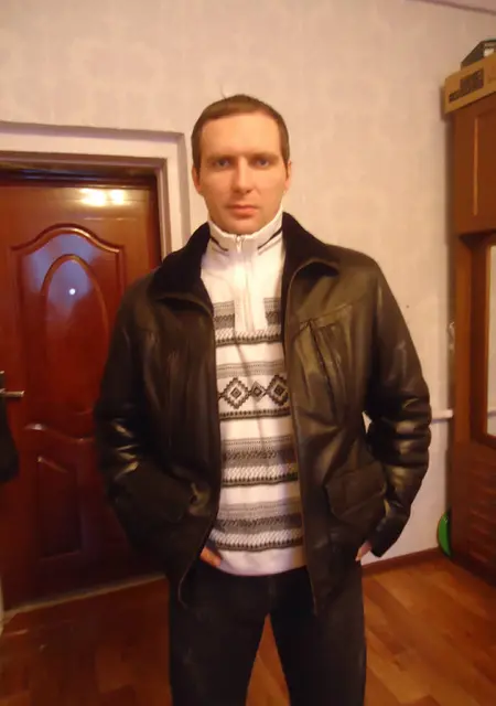 Я Илья, 43, знакомлюсь без обязательств в Костроме