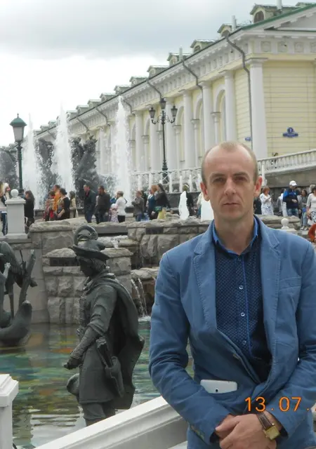 Adrian из Луганска, мне 45, познакомлюсь без обязательств