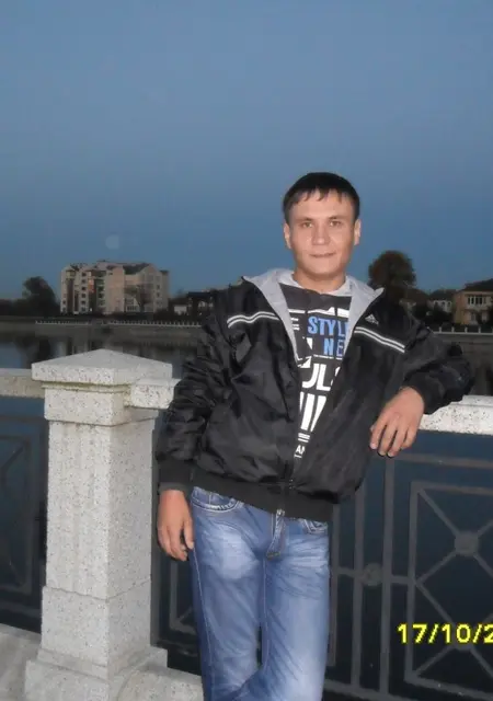 Я Жека, 40, знакомлюсь без обязательств в Калининграде