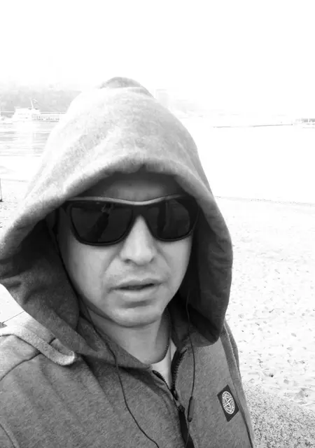 Дима из Кавалерова, ищу на сайте знакомства на одну ночь