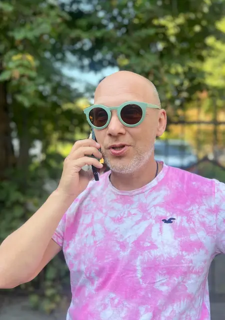 Денис из Челябинска, ищу на сайте знакомства на одну ночь