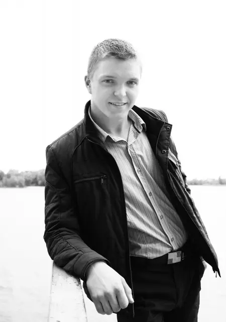 Андрей из Сызрани, ищу на сайте знакомства на одну ночь