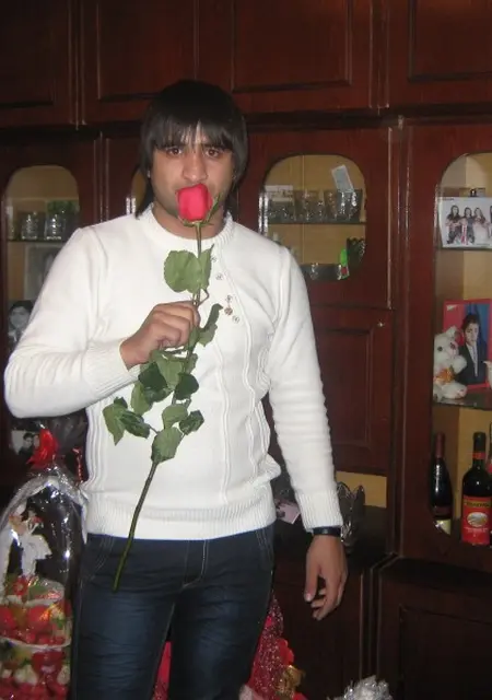 Эльвин из Владикавказа, мне 39, познакомлюсь для дружбы