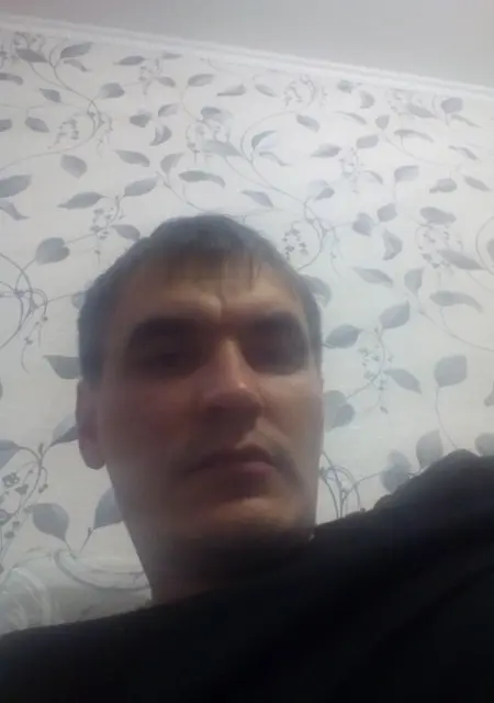 Я Виталий, 39, знакомлюсь без обязательств в Лянторе