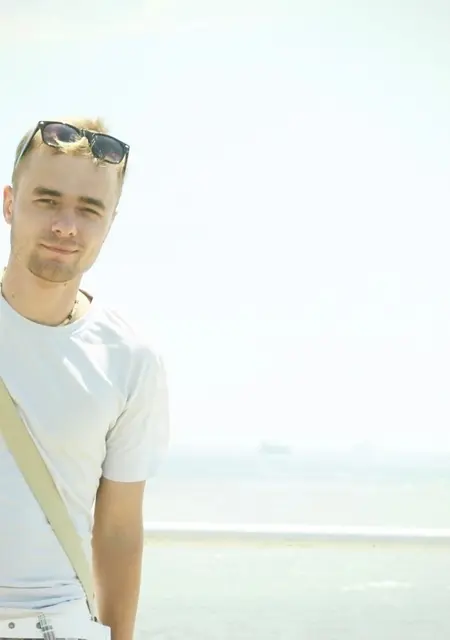 Я Евгений, 28, знакомлюсь для приятного времяпровождения в Москве