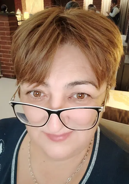 Я Наташа, 50, знакомлюсь на одну ночь в Москве