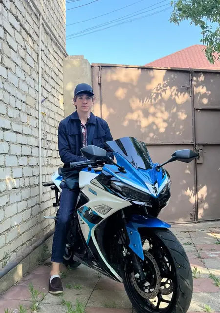 Малик из Махачкалы, ищу на сайте знакомства без обязательств