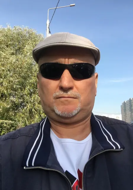 Тимур из Москвы, ищу на сайте общение