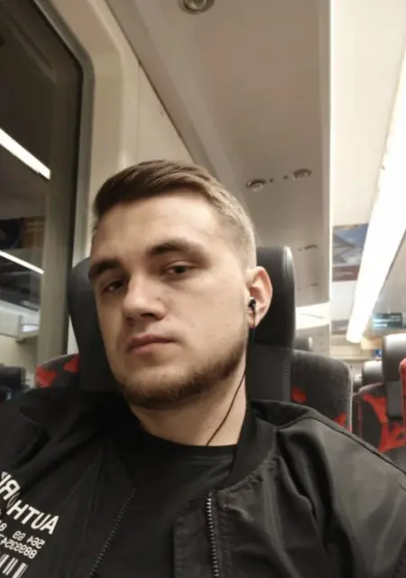 Я Илья, 36, знакомлюсь на одну ночь в Казани