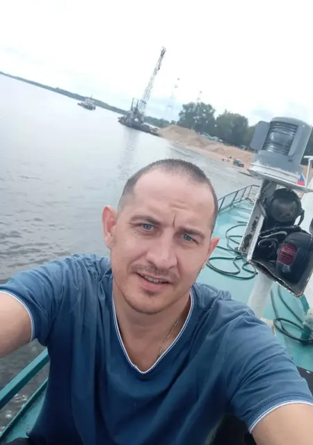 Я Иван, 25, знакомлюсь для дружбы в Балакове