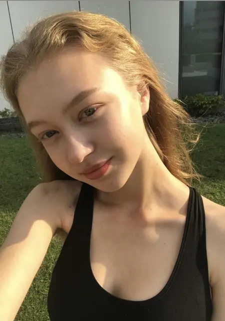 Виктория из Иркутска, мне 26, познакомлюсь для приятного времяпровождения