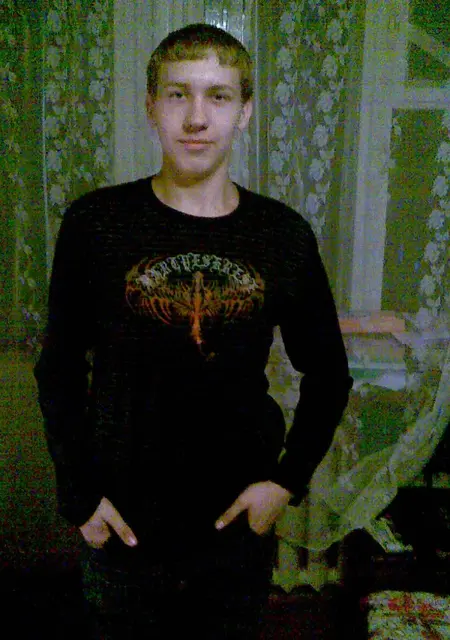 Я Максимка, 34, знакомлюсь без обязательств в Брянске