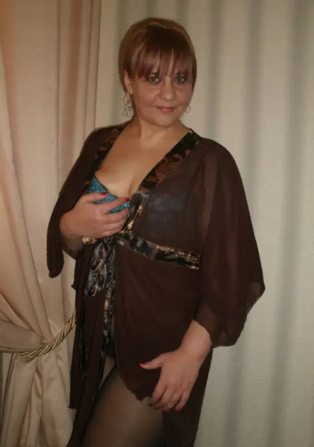 Марина из Анапы, мне 45, познакомлюсь на одну ночь