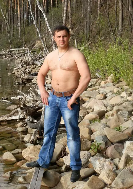 Дима из Екатеринбурга, ищу на сайте знакомства на одну ночь