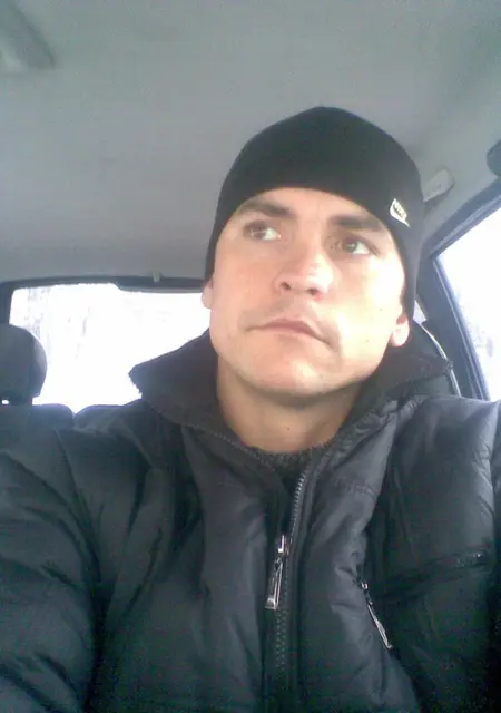 Я Adj, 42, из Белгорода, ищу знакомства без обязательств