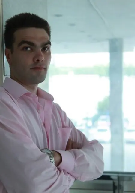 Рустам из Химок, ищу на сайте знакомства без обязательств