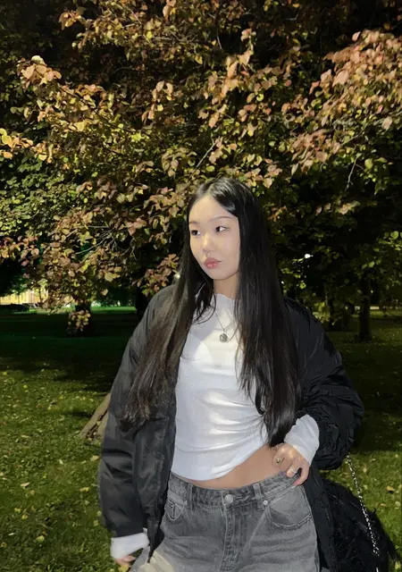 Я Полина, 21, из Москвы, ищу знакомство для общения