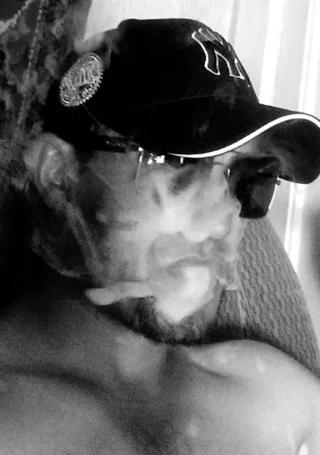 Я Нурик, 33, знакомлюсь для совместных путешествий в Новомосковске