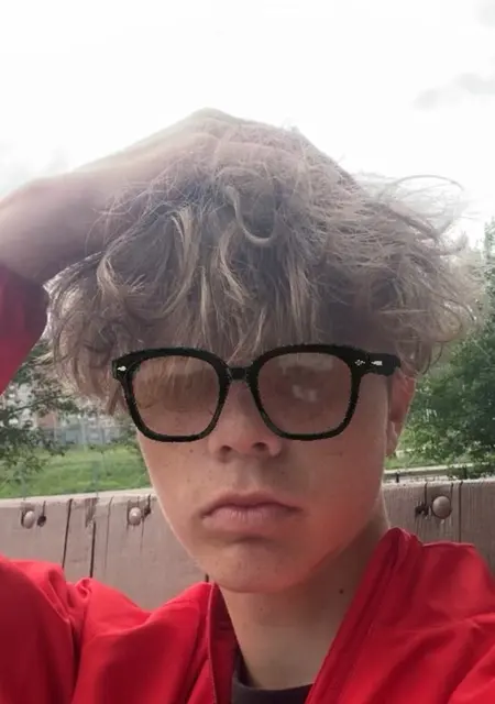 Я Chiks, 18, из Перми, ищу знакомства на одну ночь