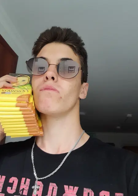 Игорь из Междуреченска, ищу на сайте знакомства на одну ночь