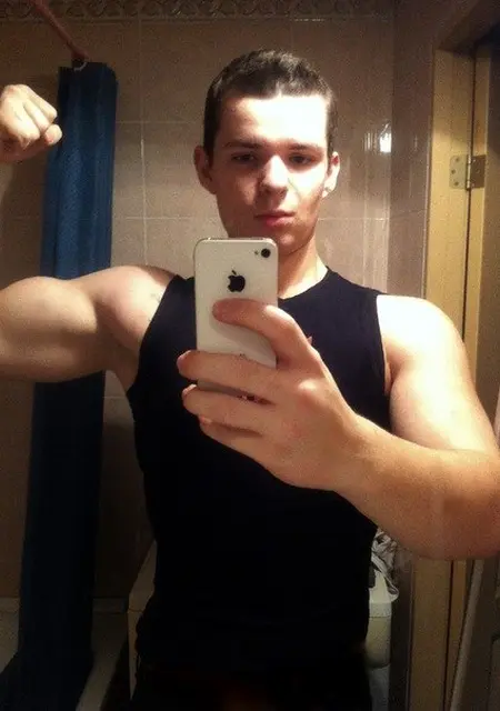 Я Sergey, 36, знакомлюсь без обязательств в Новом Уренгое