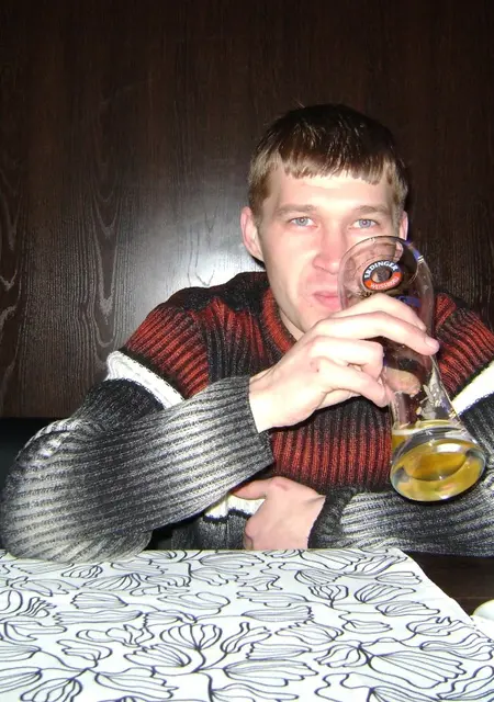 Я Андрей, 42, из Барнаула, ищу знакомство для вирта