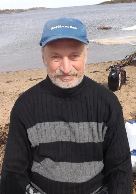 Я Александр, 73, из Рузы, ищу знакомства без обязательств