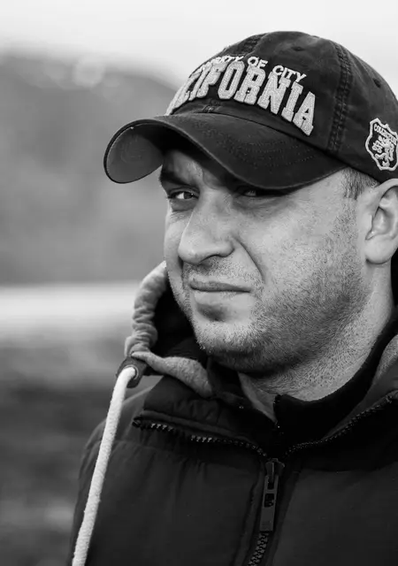 Я Рафаэль, 45, из Минска, ищу знакомство для совместных путешествий