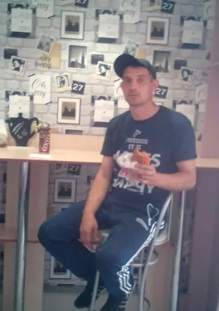 Я Серега, 48, знакомлюсь без обязательств в Киселевске