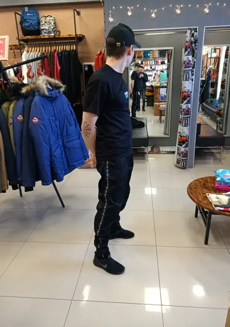 Алекс из Олекминска, мне 33, познакомлюсь на одну ночь