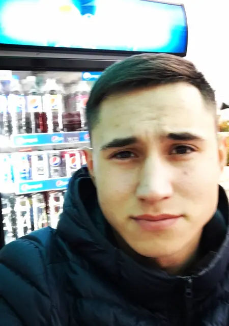 Руслан из Салехарда, мне 26, познакомлюсь без обязательств