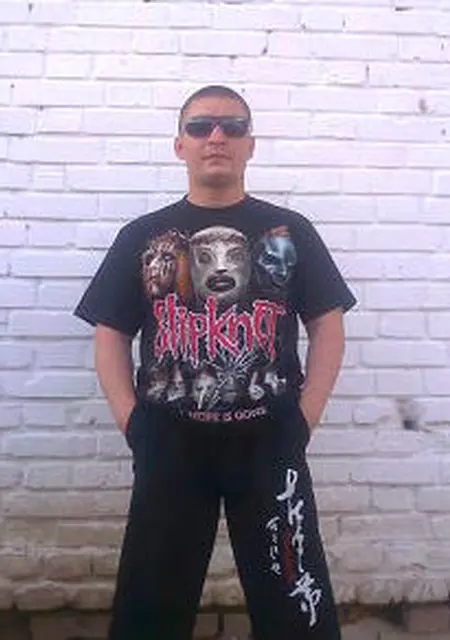 Я Adward, 49, из Геленджика, ищу знакомства без обязательств