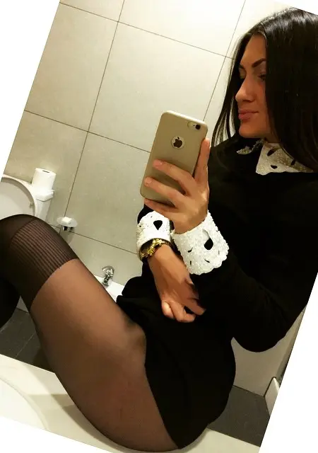 Я Елена, 31, из Красноярска, ищу знакомства без обязательств