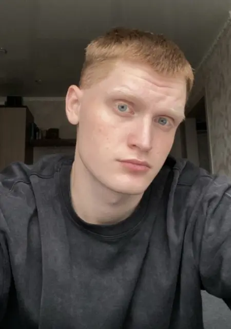 Я Дмитрий, 21, из Пензы, ищу знакомства без обязательств