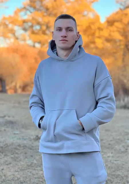 Слава из Кызыла, мне 27, познакомлюсь для дружбы