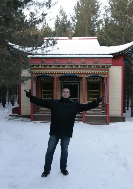 Costa Lacosta из Улан-Удэ, мне 42, познакомлюсь на одну ночь