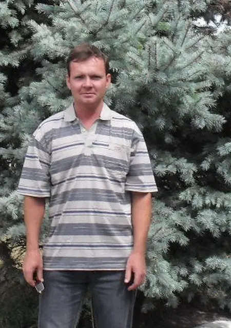 Я Виталий, 43, знакомлюсь для постоянных отношений в Кургане